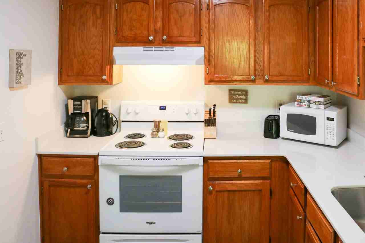 594 W Moan Pl - Photo 6 of 25