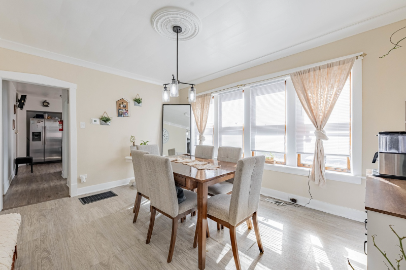 6429 S Richmond St #1 - Photo 5 of 9