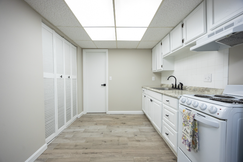 23 Shadowbrook Ln #23-6 - Photo 5 of 20