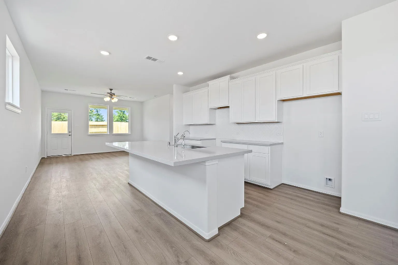 19126 Hazel Firs Ln - Photo 4 of 22