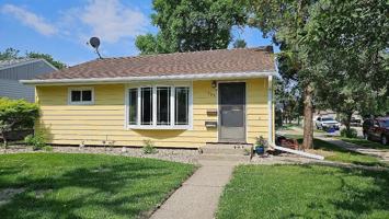 featured image of 323 N Jackson St