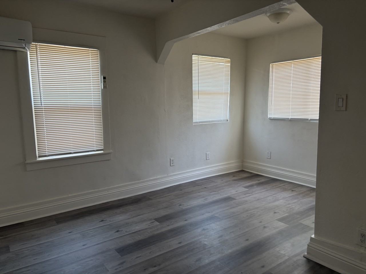 1013 Santiago Ave #NA - Photo 7 of 9