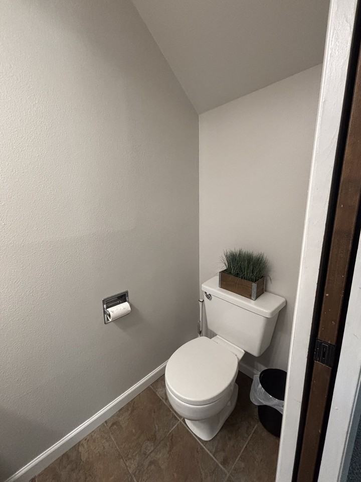 1705 Wn - Photo 6 of 10