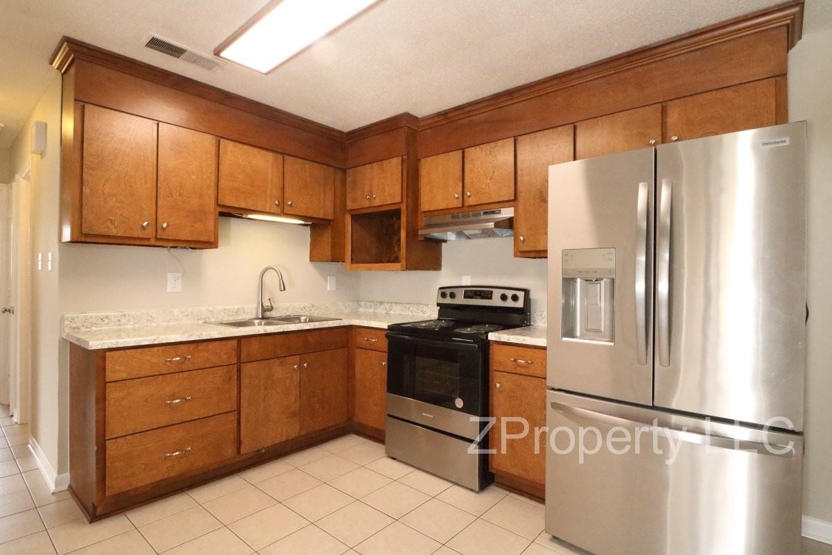 4000 Offutt Ct Nw - Photo 3 of 15