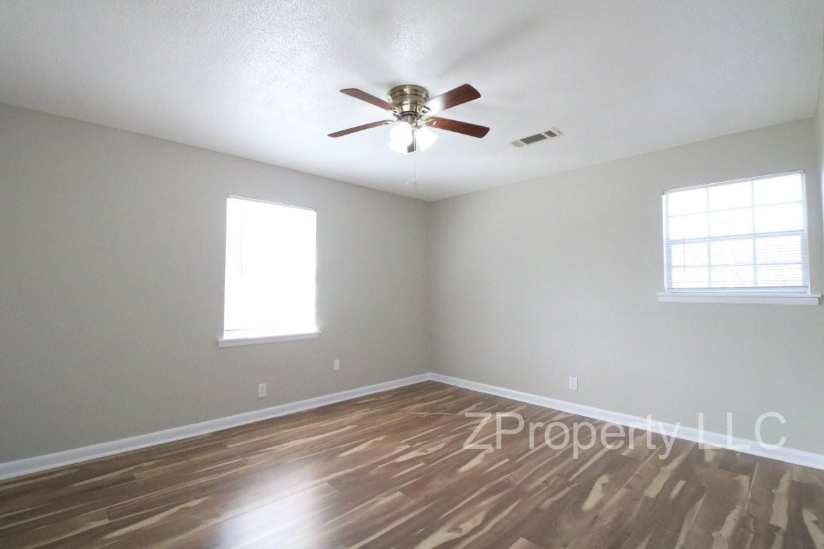4000 Offutt Ct Nw - Photo 6 of 15