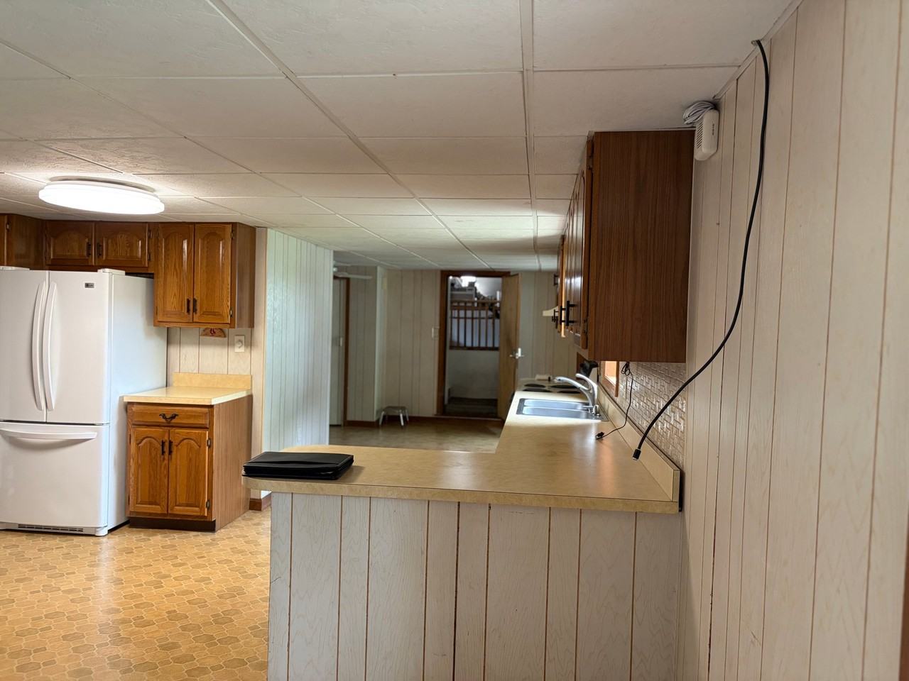 18 Lawrence St #B - Photo 4 of 8