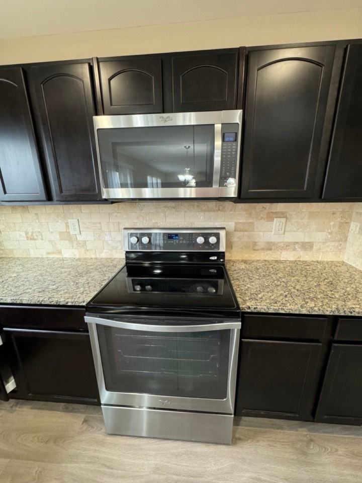 1620 Shire Village Dr - Photo 7 of 20