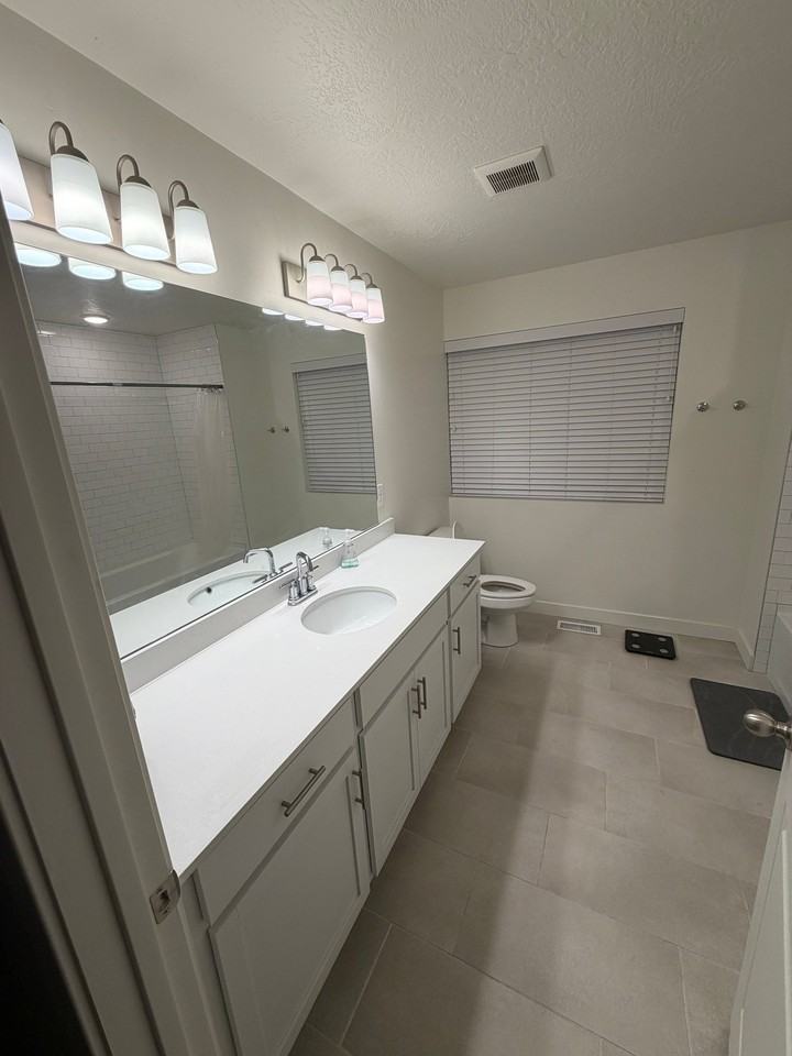 84 E St - Photo 6 of 9