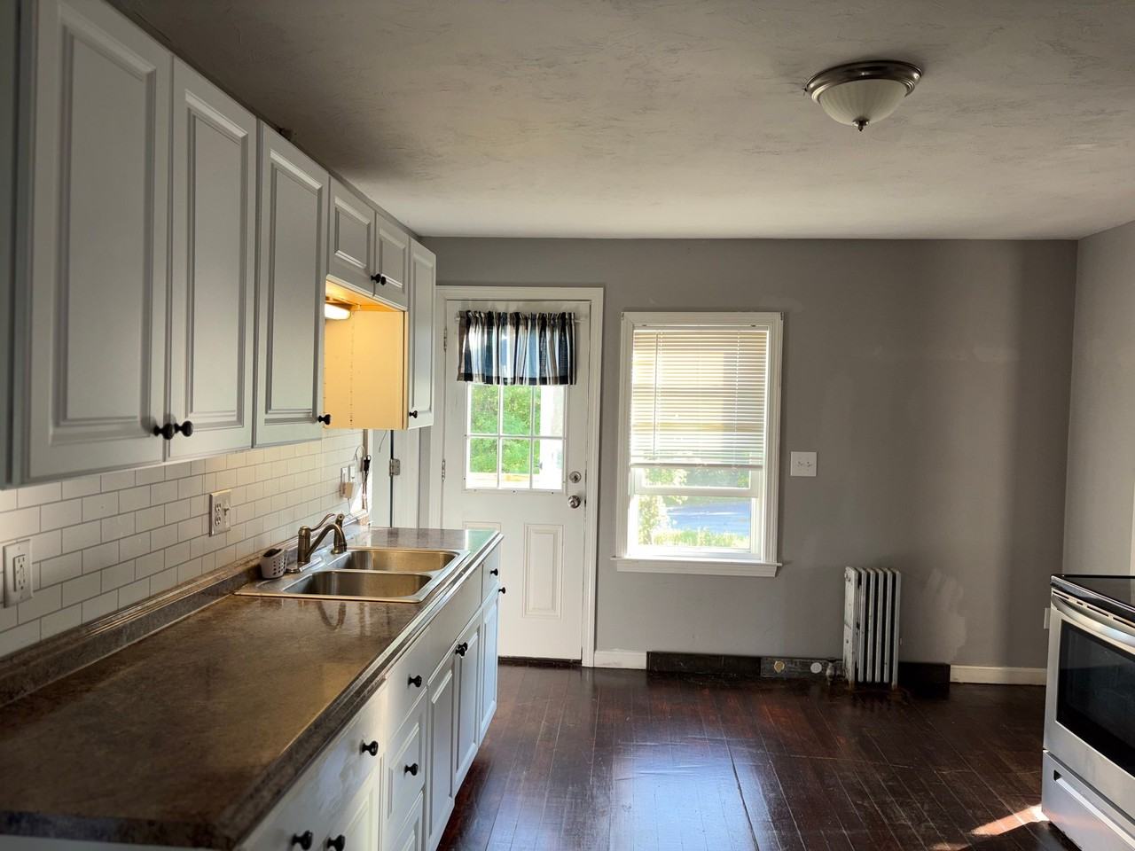 588 Hartford Ave W #2ndFL - Photo 3 of 13