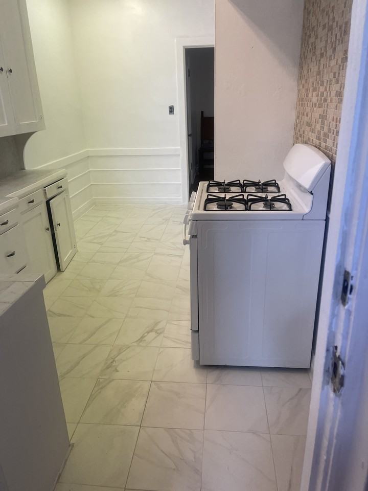 1416 12th Ave #1416-5 - Photo 3 of 5