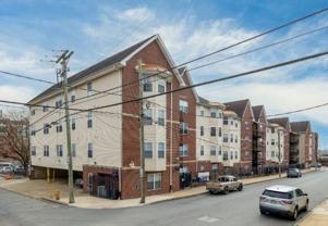 225 W 4th St #B12 - Photo 1 of 1