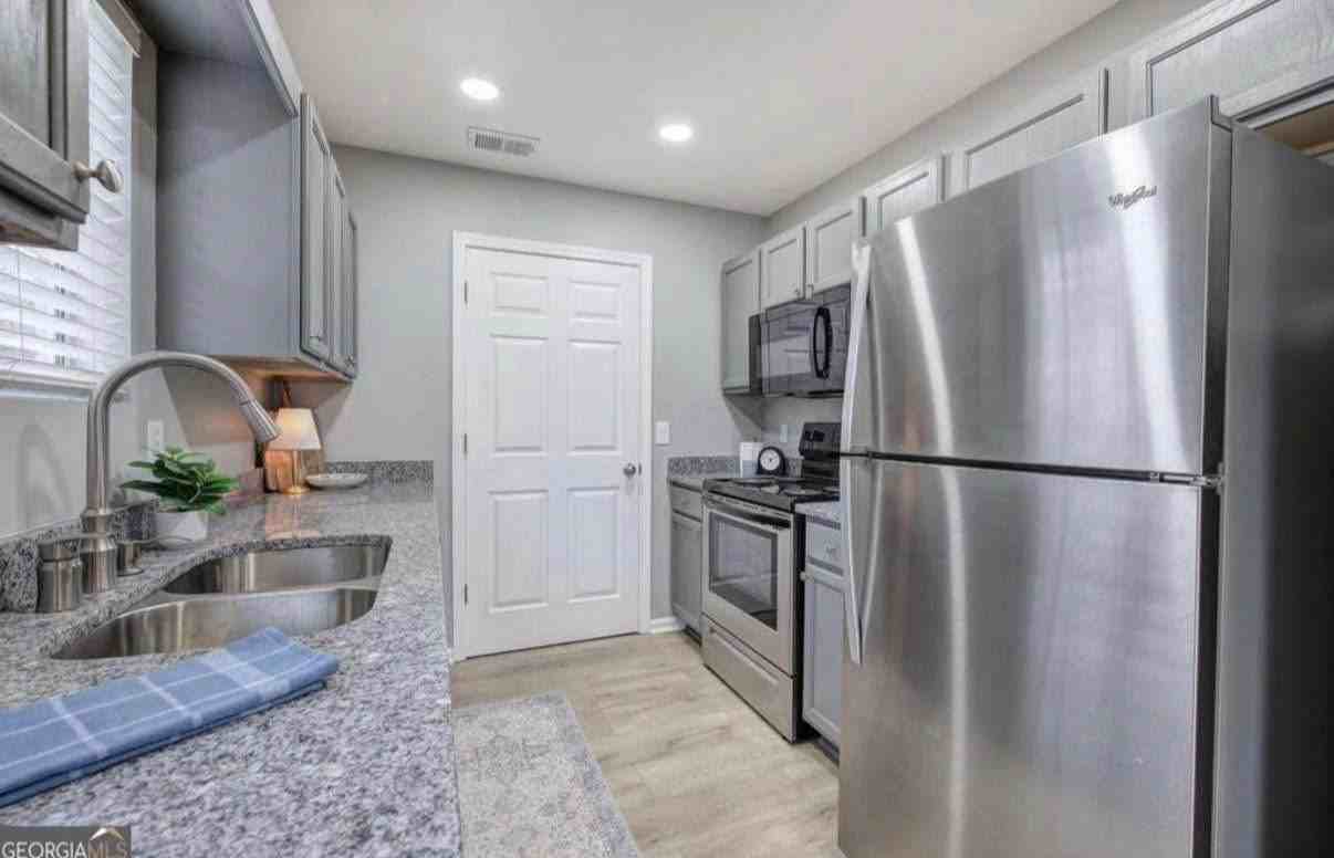 91 Westside Chase Sw - Photo 5 of 20