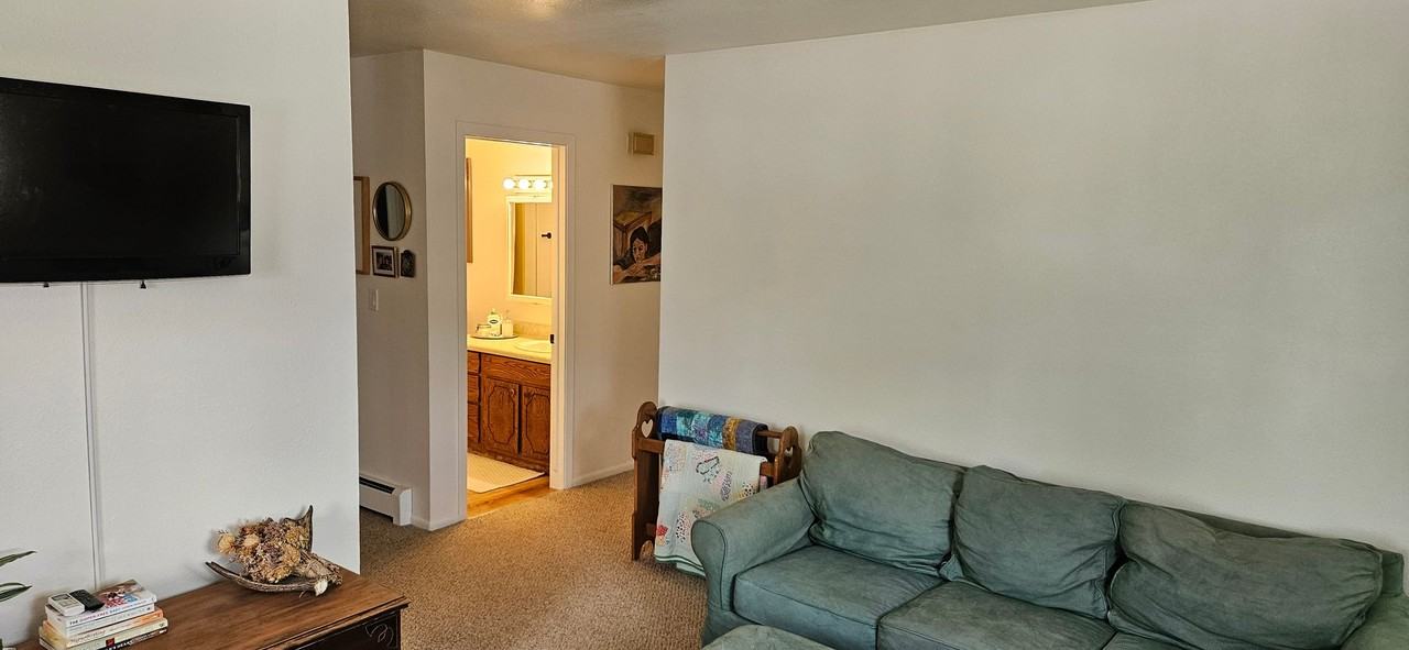 729 Halbert St #3 - Photo 3 of 11