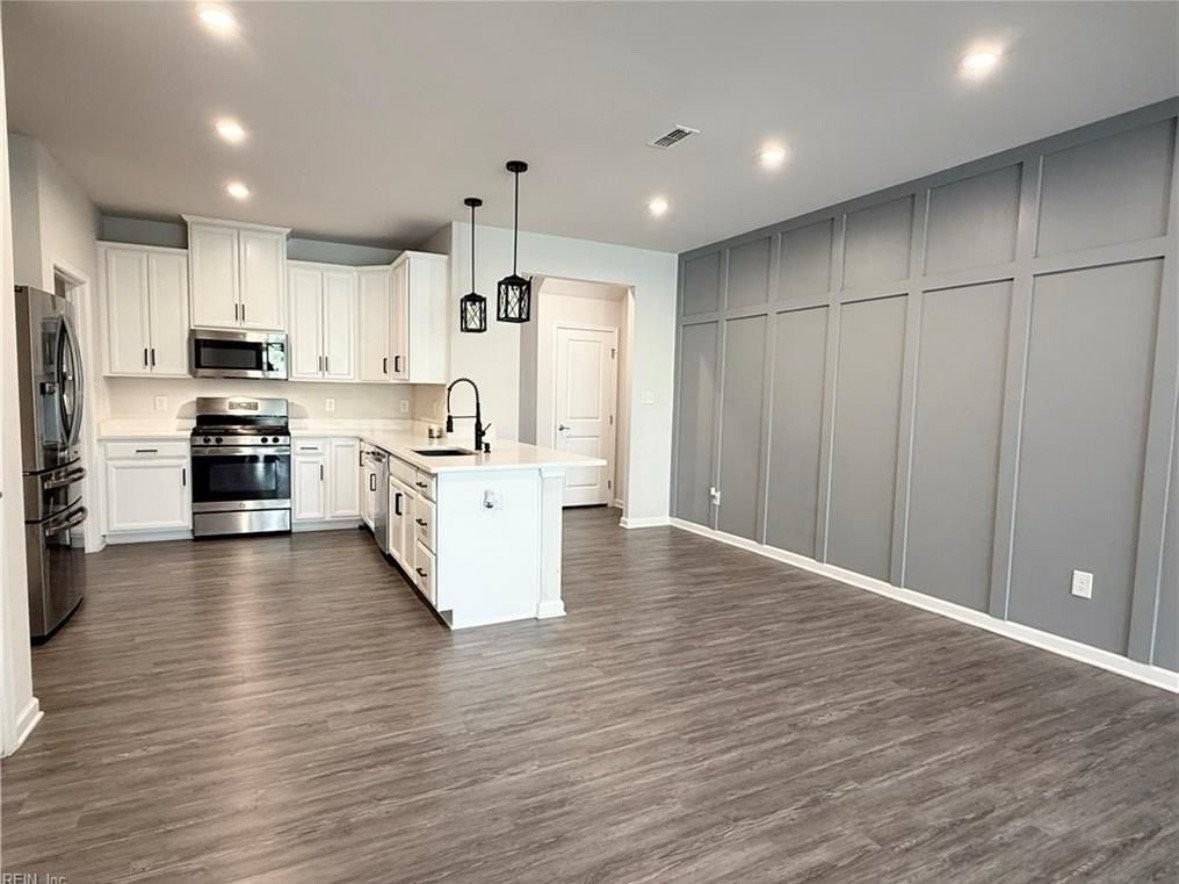 3432 Foxglove Dr - Photo 4 of 11
