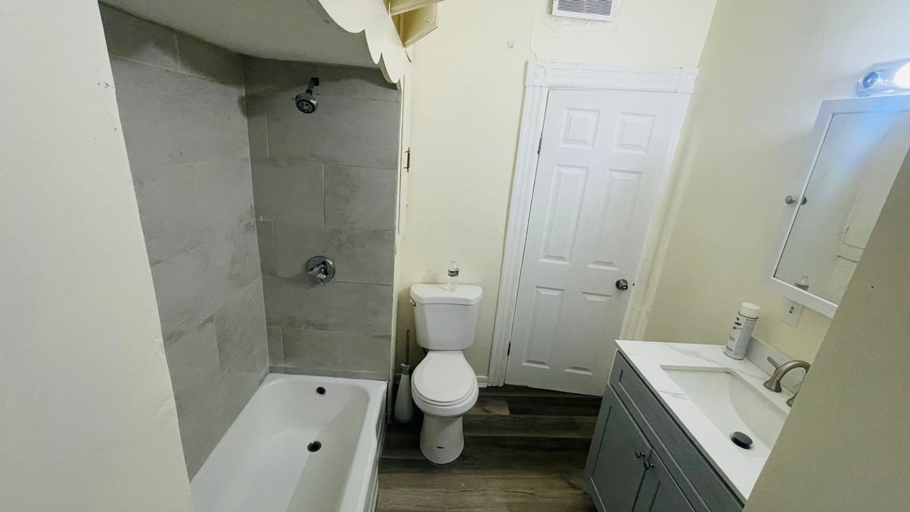 1015 Bleecker St #2 - Photo 7 of 12