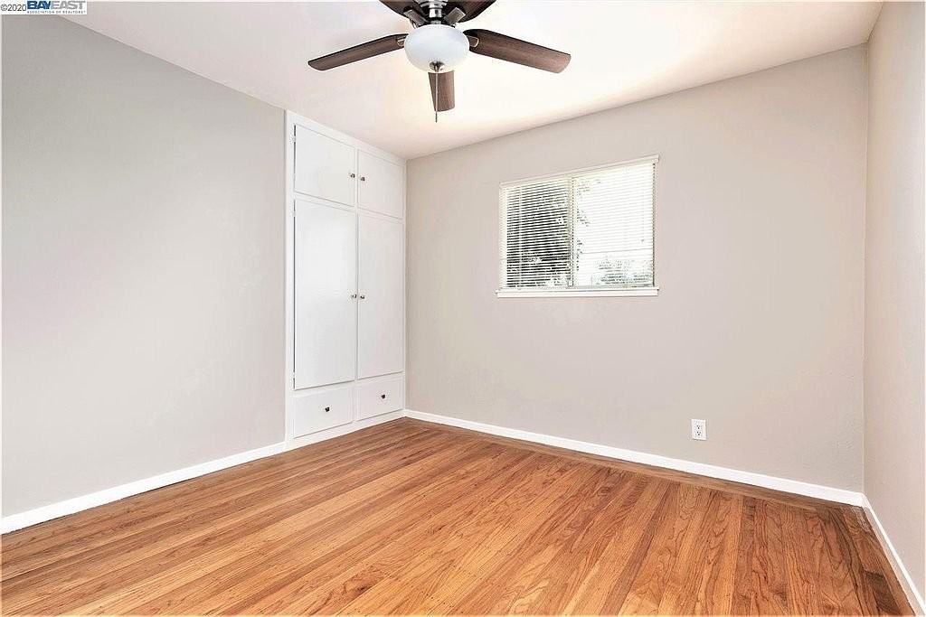 14571 Juniper St - Photo 3 of 12