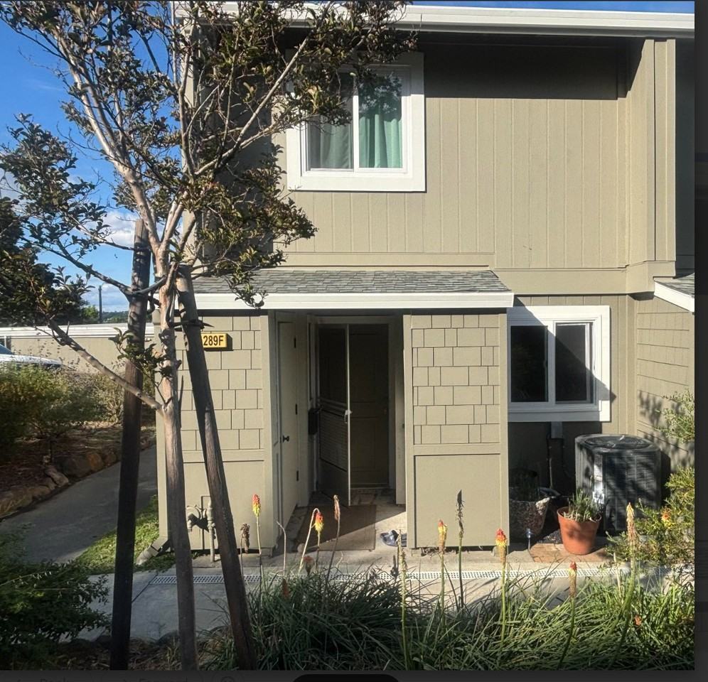 1289 Maple Ct #F - Photo 4 of 12