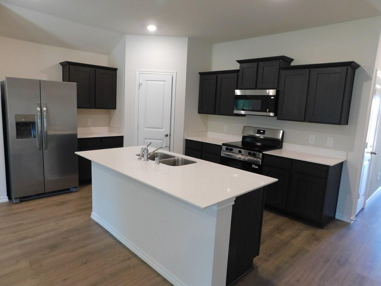 849 Wild Rose Way - Photo 6 of 15