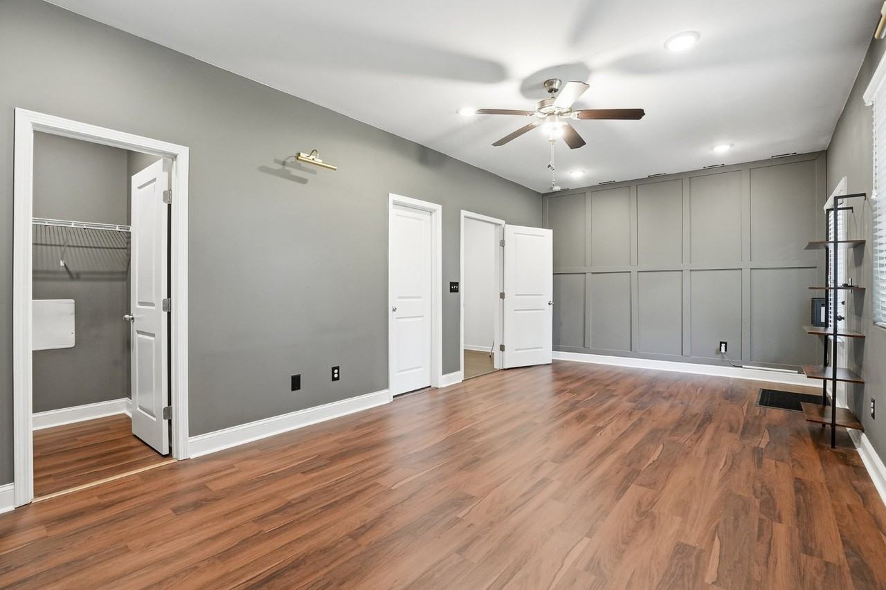2376 Tarben Dr - Photo 3 of 20