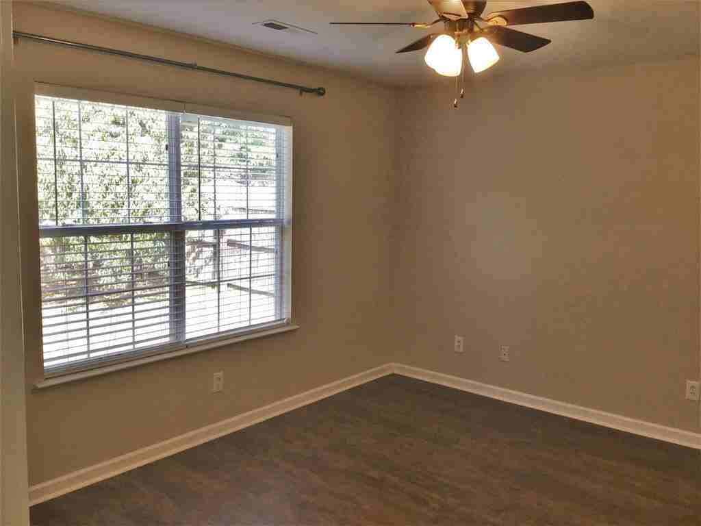 3028 Misty Ridge Ln - Photo 2 of 6