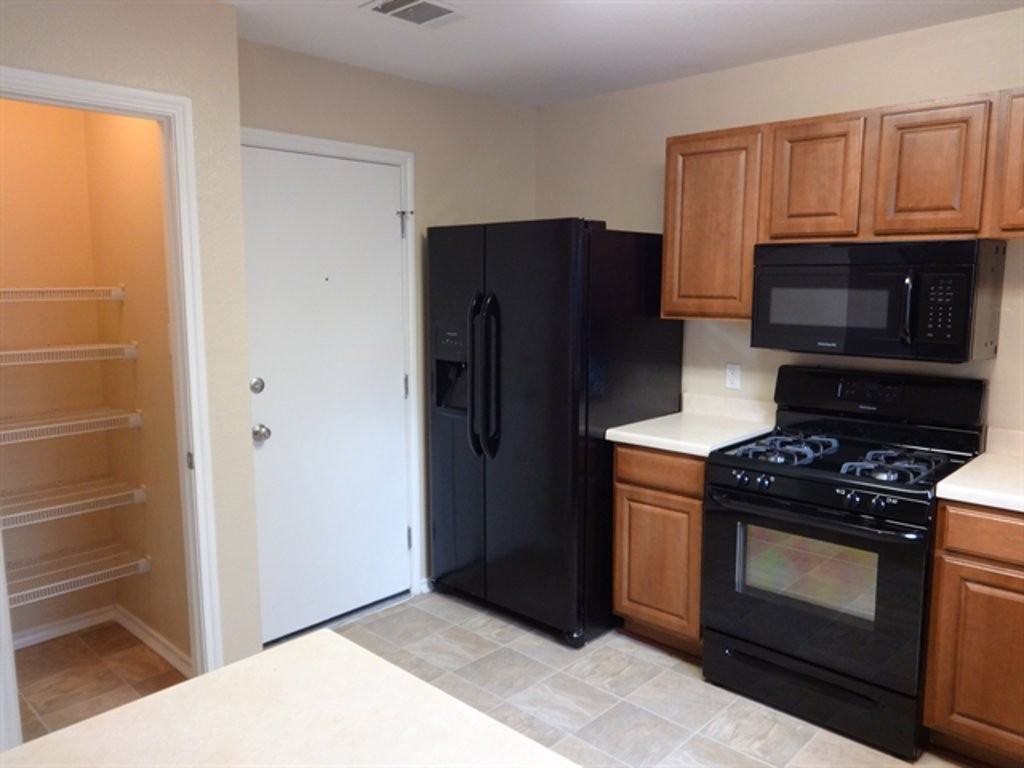 2722 Wolfcreek - Photo 5 of 5