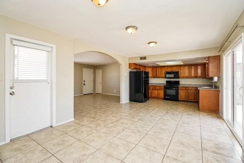 3527 S Shafer Dr - Photo 6 of 6