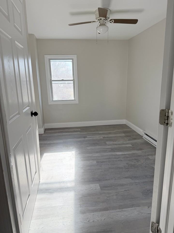 60 Hanover St #2 - Photo 4 of 6