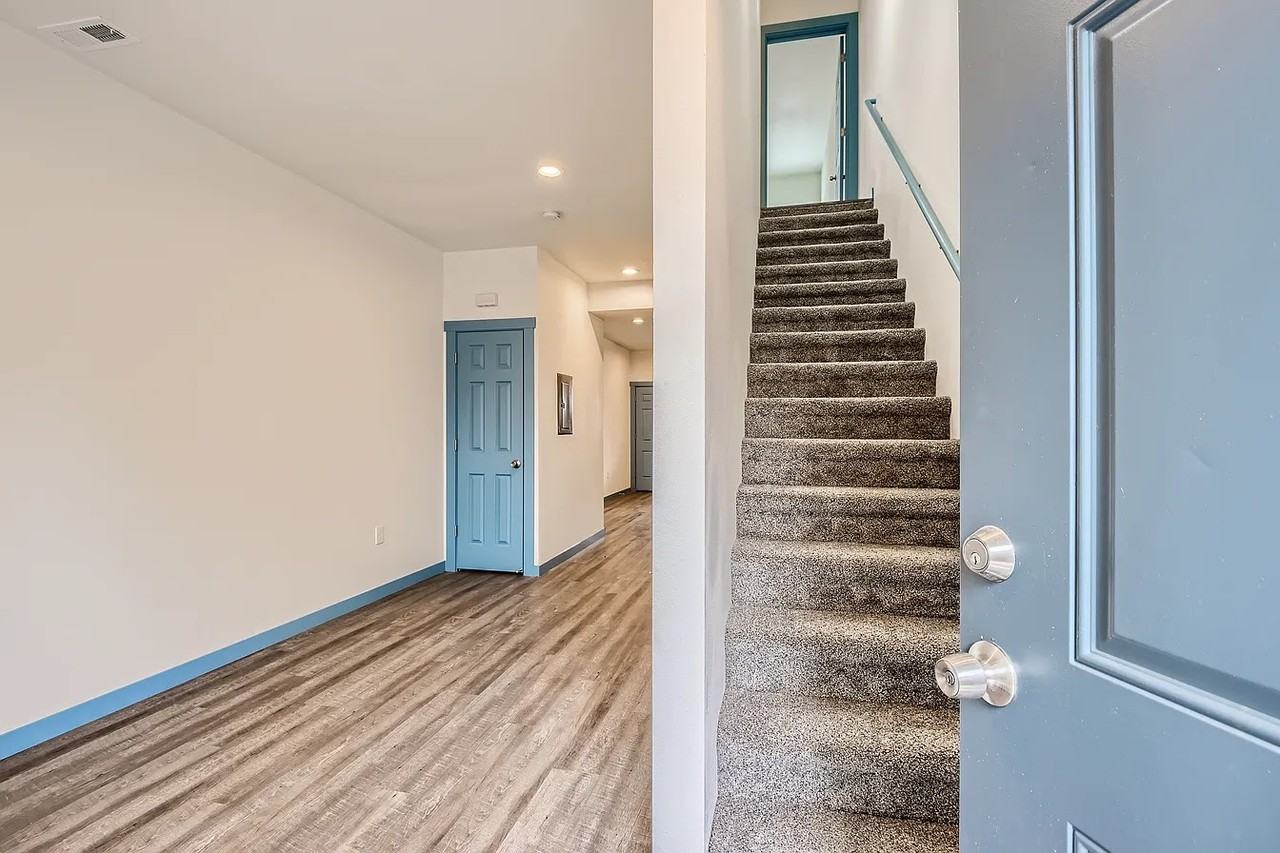 4783 Ne 108th Ave #4783 - Photo 3 of 17