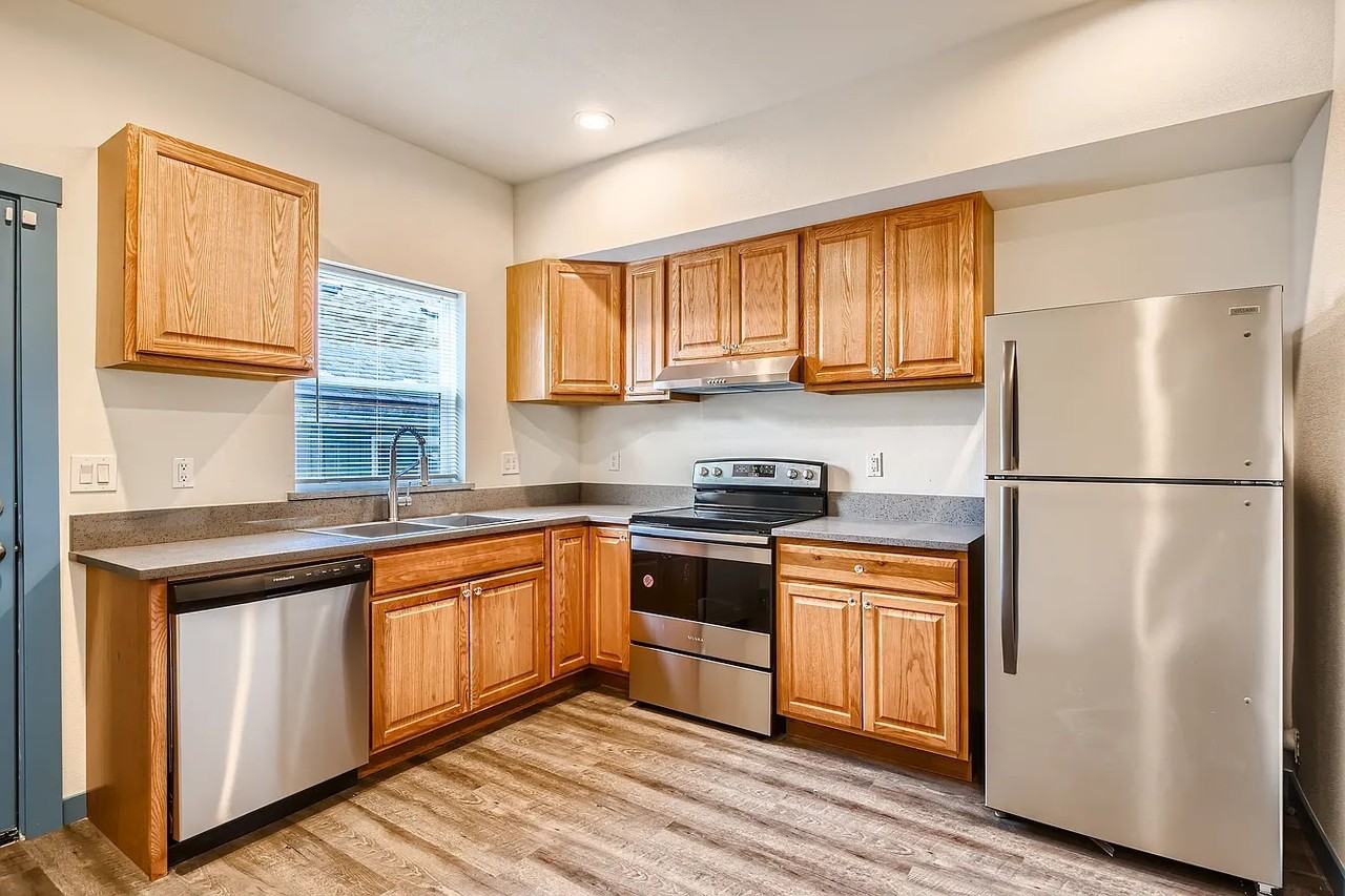 4783 Ne 108th Ave #4783 - Photo 6 of 17