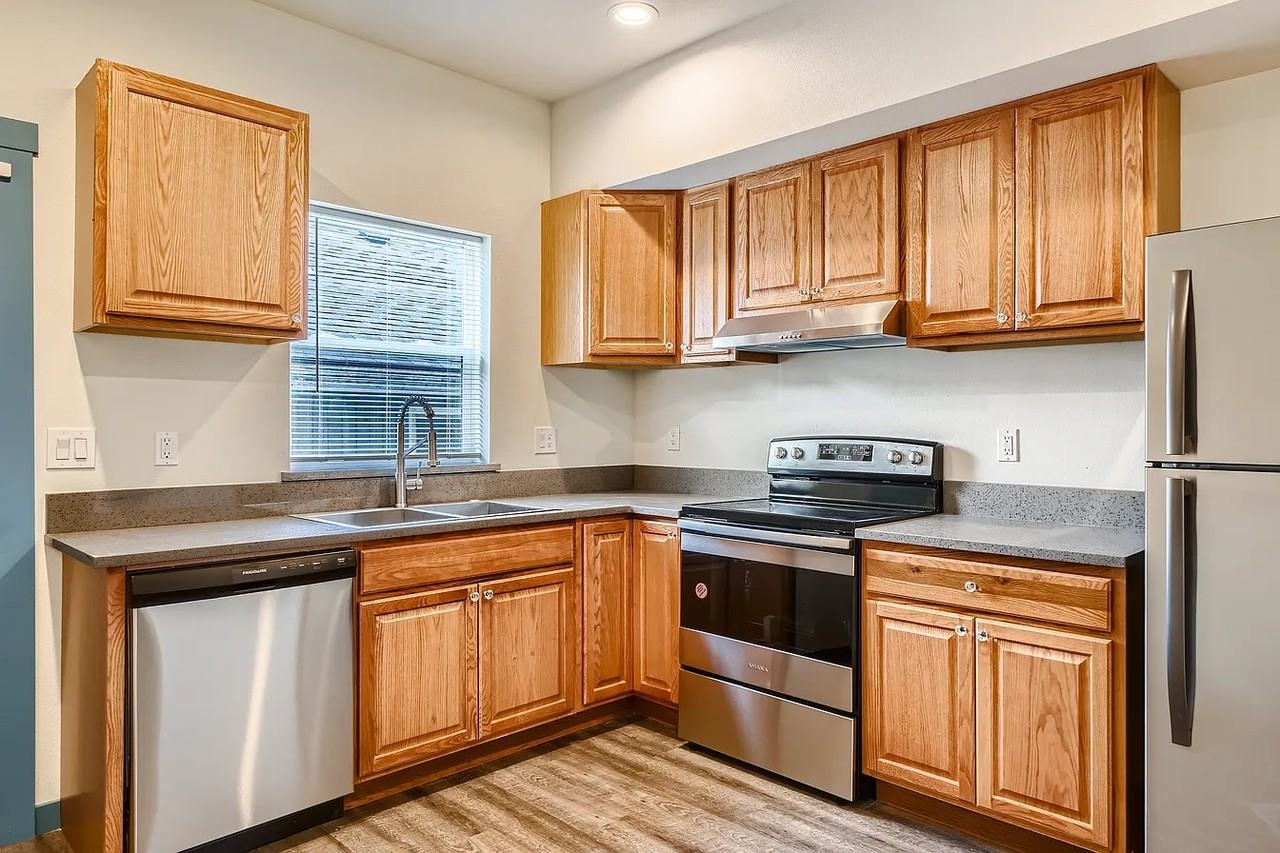 4783 Ne 108th Ave #4783 - Photo 7 of 17