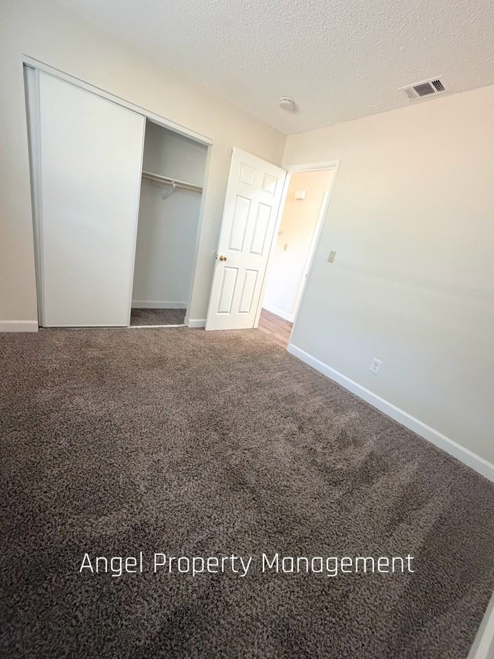 7887 Vistaridge Drive - Photo 6 of 25