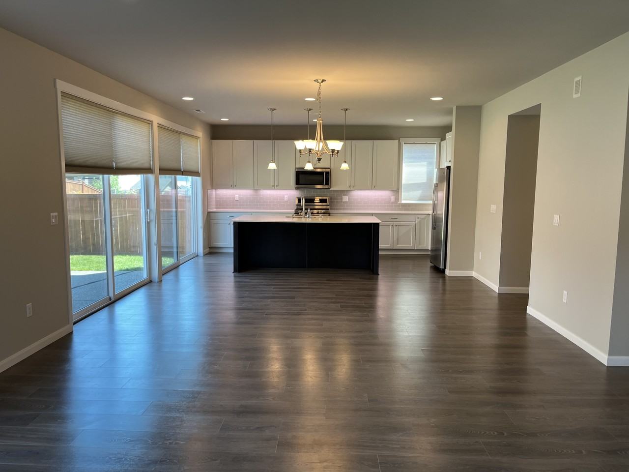 2412 Ne Boulderstone Ct #NA - Photo 4 of 26