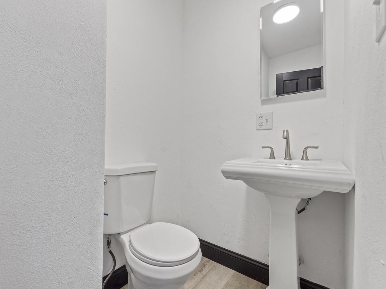2820 Mcnair Ave #NA - Photo 7 of 13