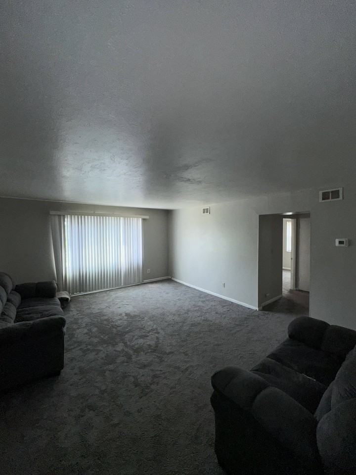 200 Solon Road - Photo 2 of 20