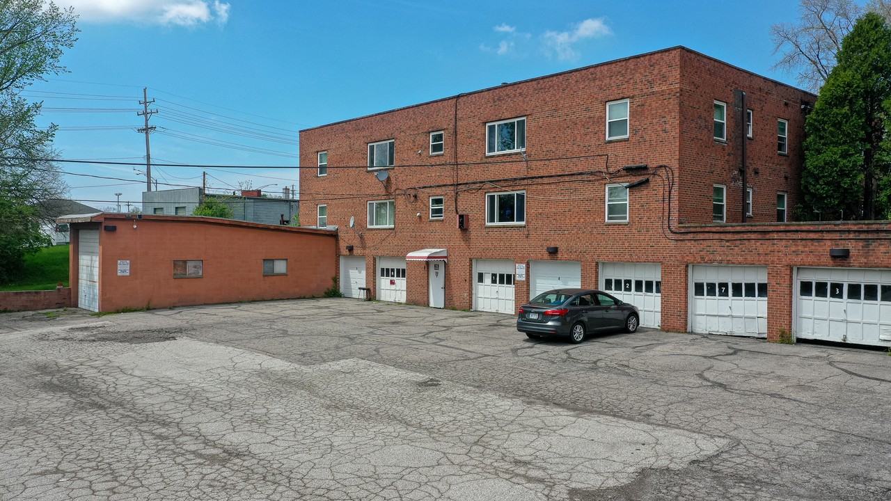 200 Solon Road - Photo 7 of 20