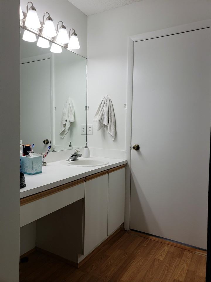 18891 Nw 19th St #1 - Photo 3 of 11