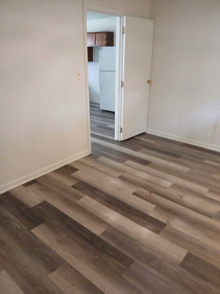 56 Fernwood Avenue, Unit C - Photo 5 of 8
