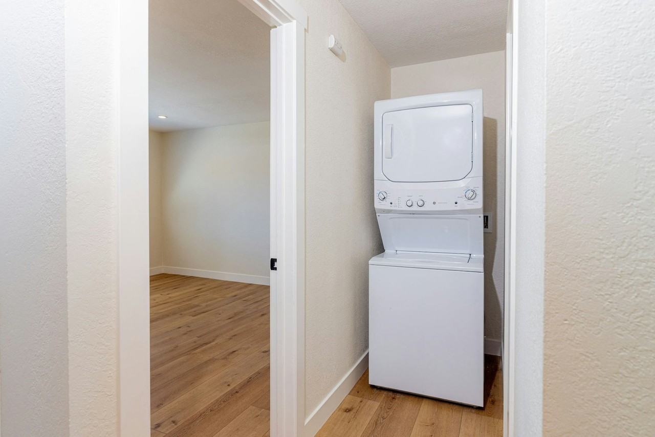 214 South Branciforte Avenue, Unit 3 - Photo 5 of 24