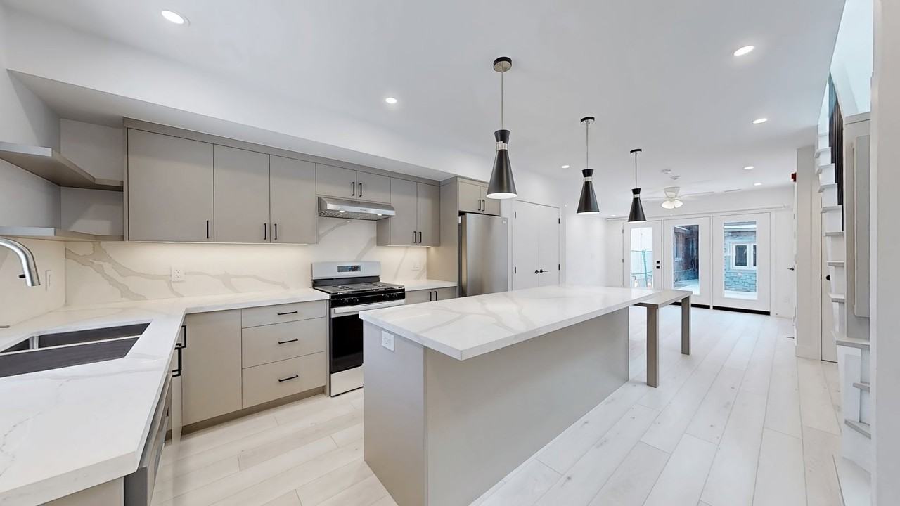 363 Euclid Ave - Photo 2 of 33
