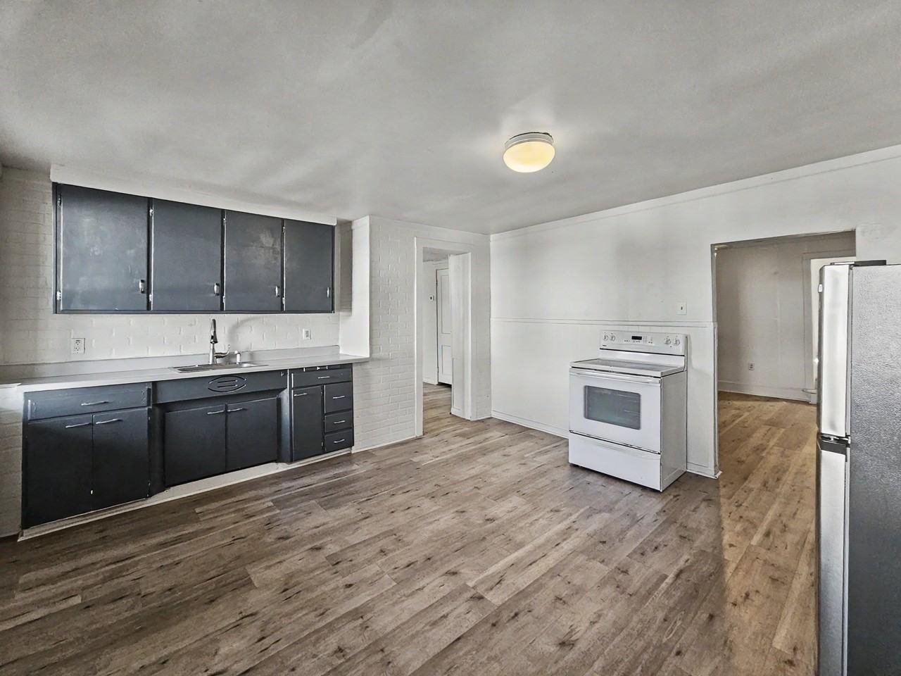 122 Willow Street-1 #1 - Photo 3 of 10