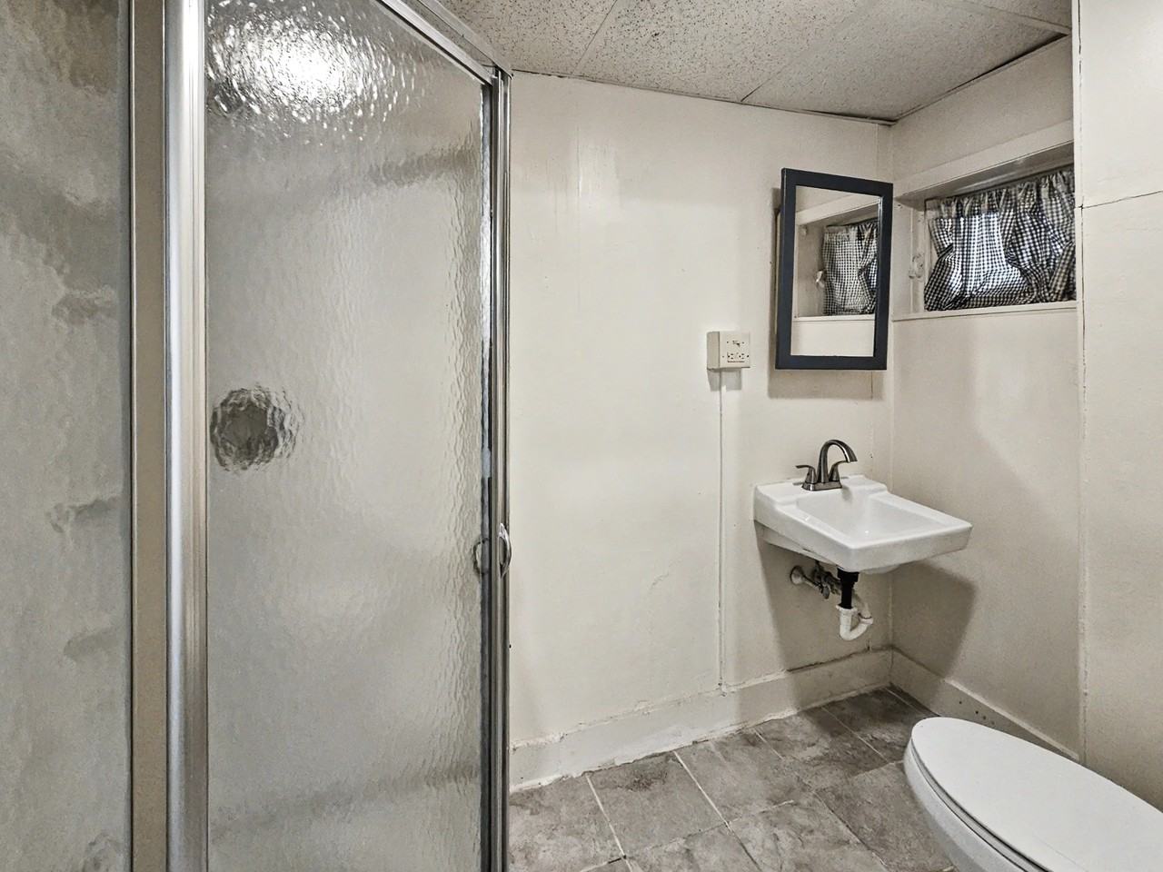 122 Willow Street-1 #1 - Photo 5 of 10