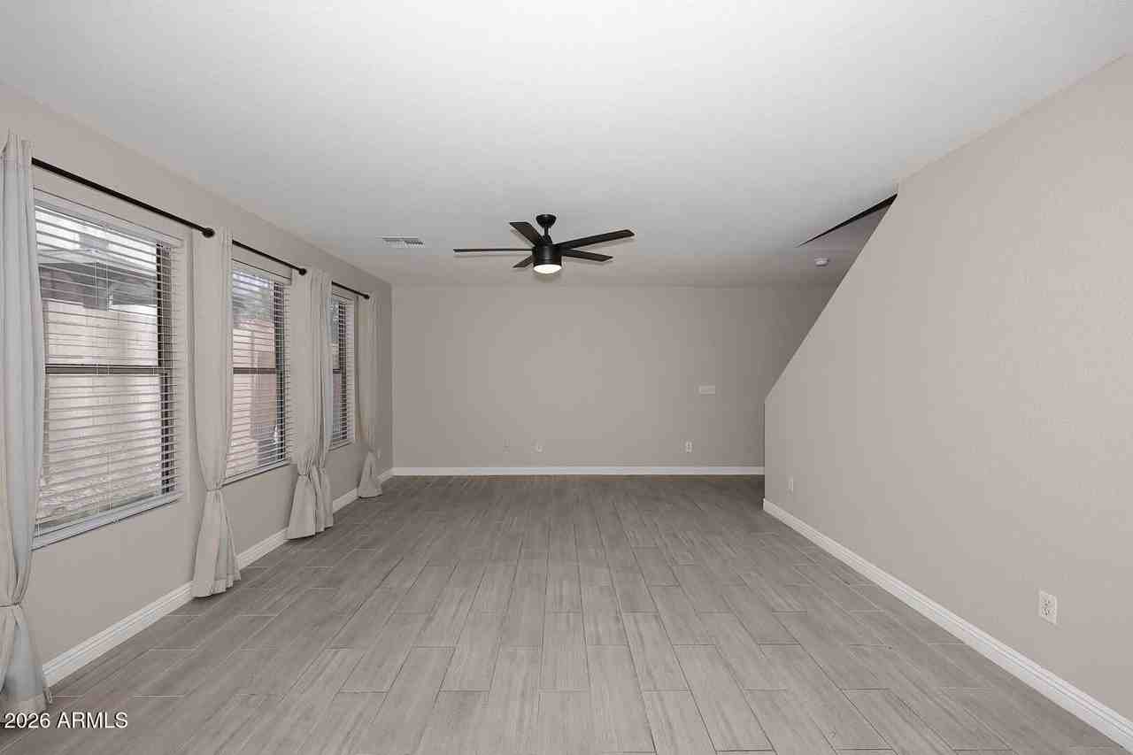 3249 S Chaparral Rd - Photo 6 of 34