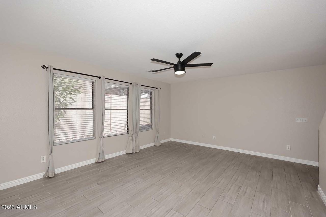 3249 S Chaparral Rd - Photo 7 of 34