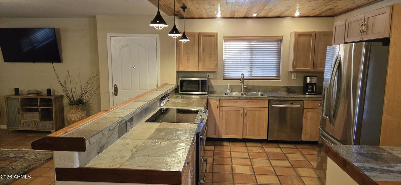14837 N El Sobrante Ave - Photo 7 of 41