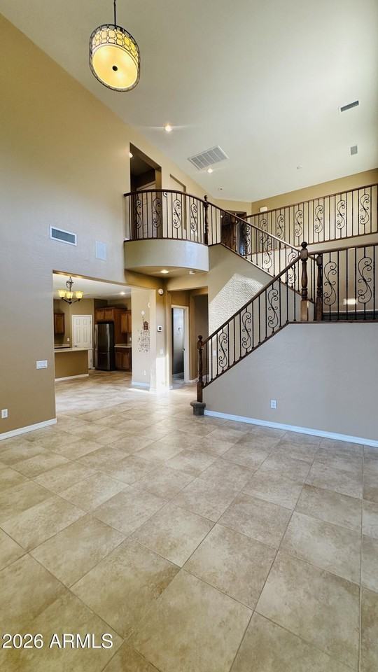 2138 W Marconi Ave - Photo 6 of 41