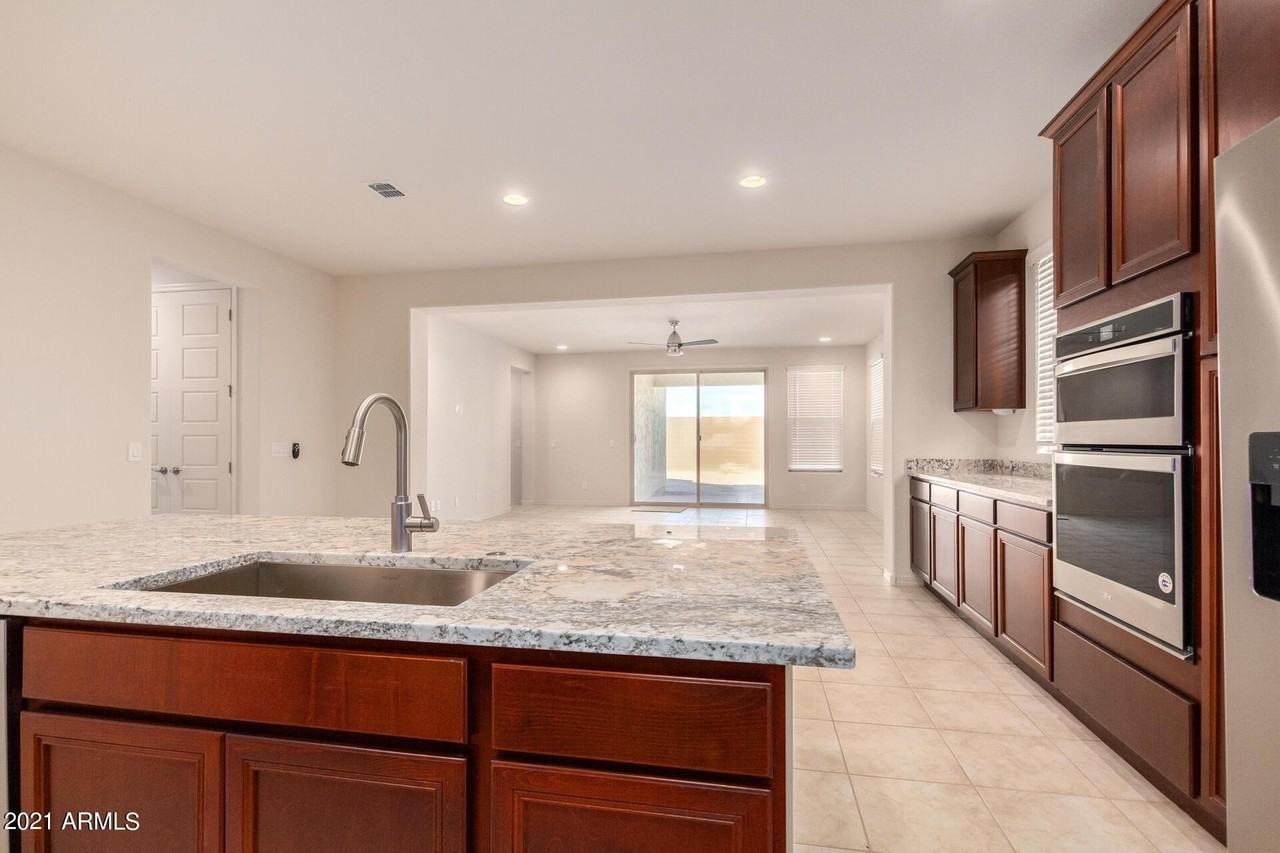 25417 S 229th Pl - Photo 5 of 34