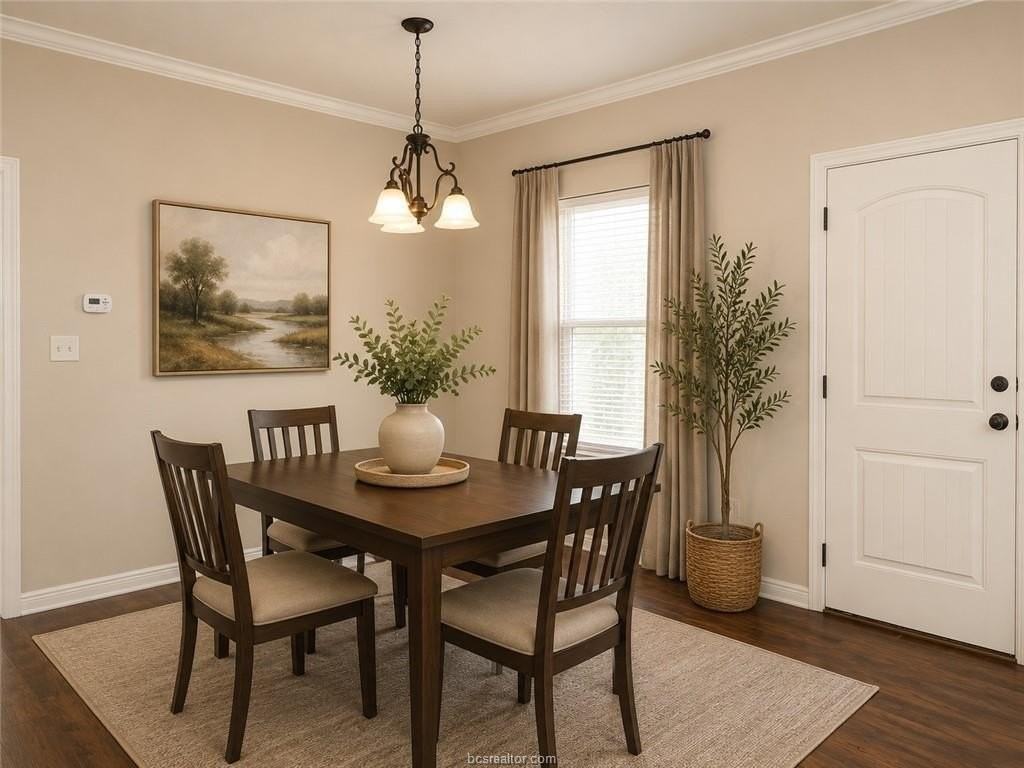405 Ash St - Photo 5 of 20