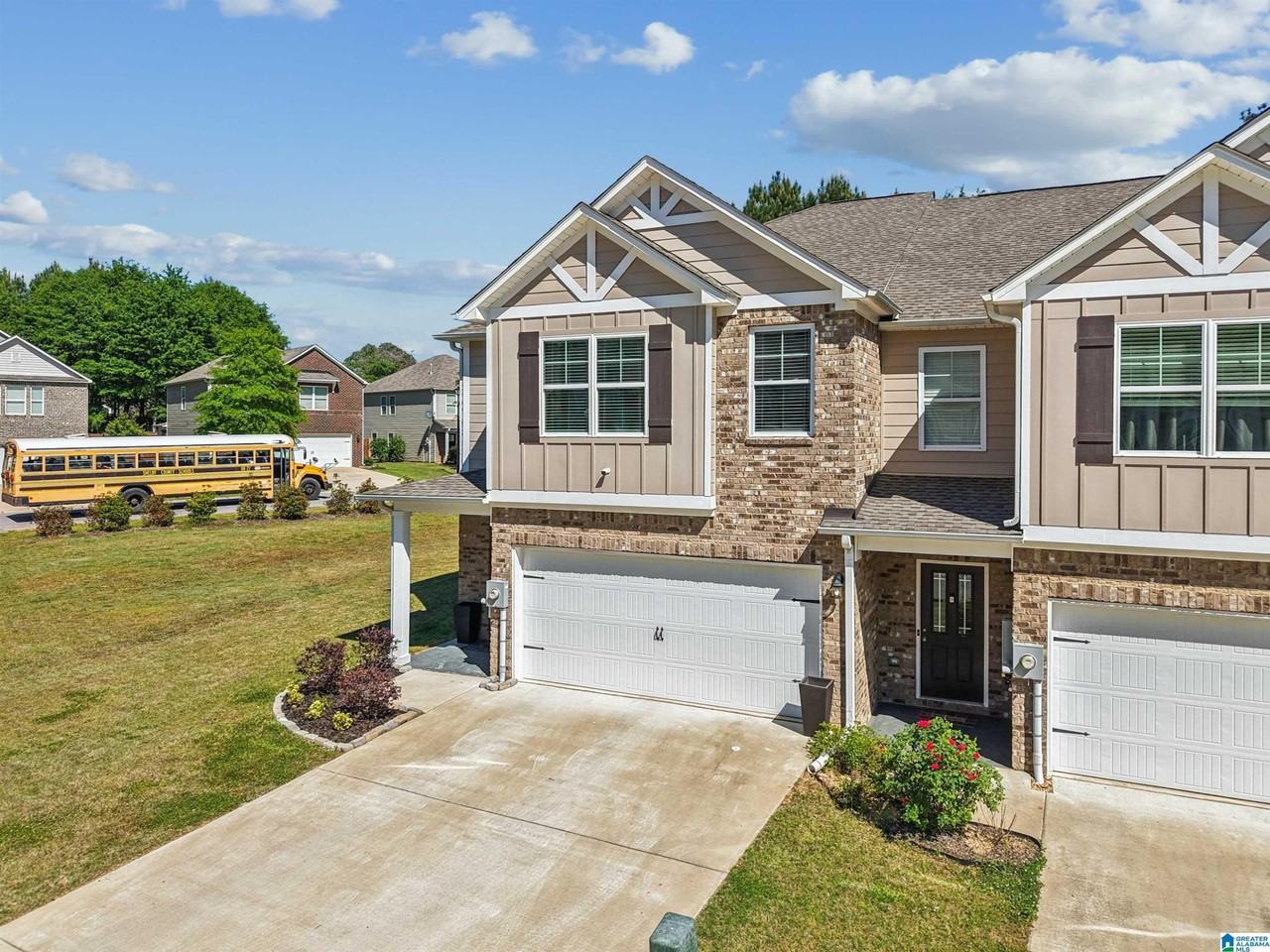 501 Polo Way - Photo 2 of 34