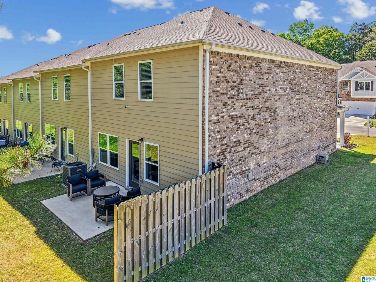 501 Polo Way - Photo 5 of 34