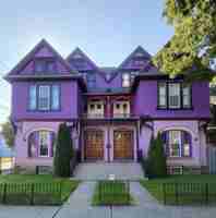 featured image of 301 W Clinton St